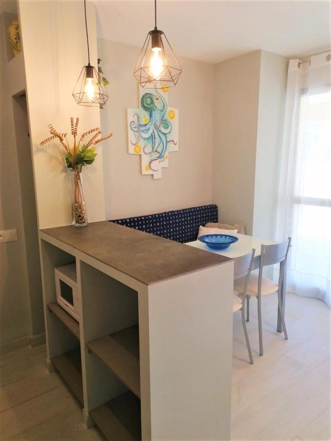 Apartamento 19 Eurosol A 200 Metros Carihuela Torremolinos Buitenkant foto